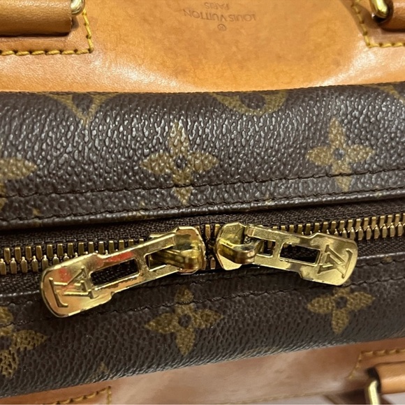 Authentic Louis Vuitton Deauville Brown Monogram Hand Bag w/COA! - Picture 12 of 14